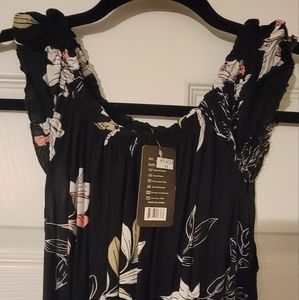 NWT Elastic Shoulder and Ankle J&W Jumpsuit. Women's Size M